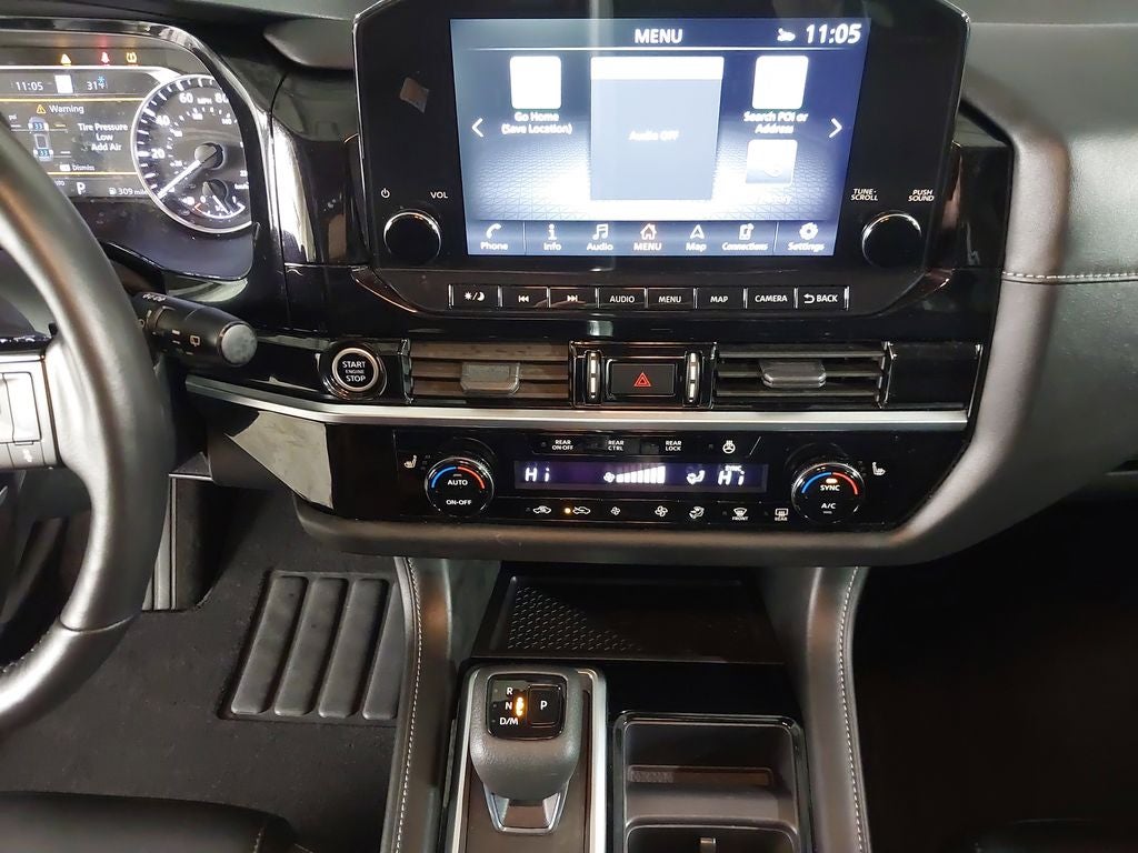 2023 Nissan Pathfinder SL