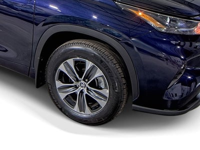 2025 Toyota Highlander LE