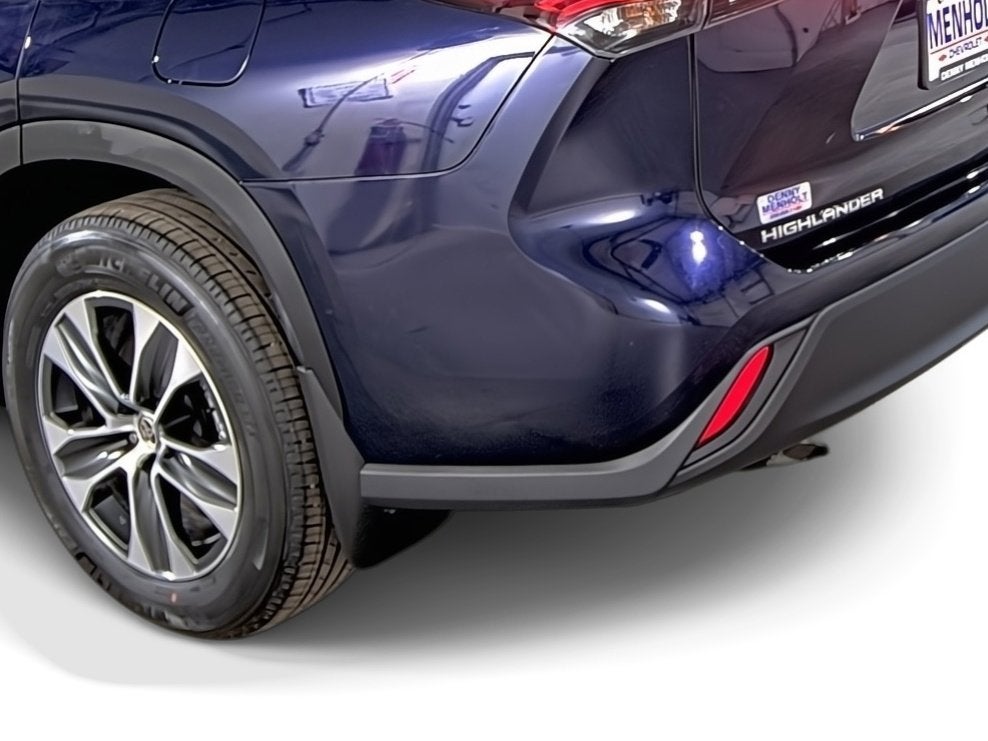 2025 Toyota Highlander LE