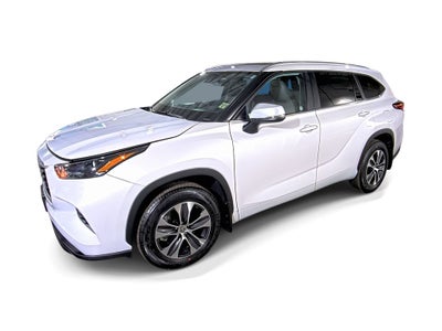 2025 Toyota Highlander LE
