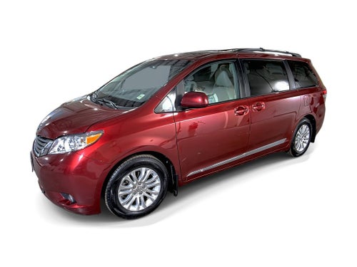 2013 Toyota Sienna XLE AAS