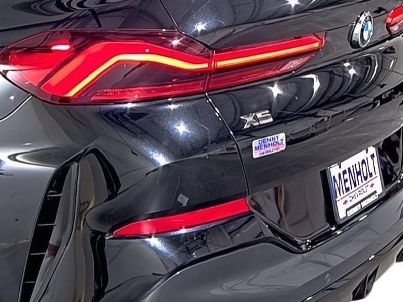2021 BMW X6 M50i