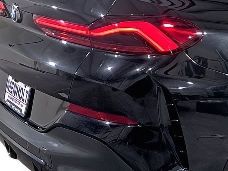 2021 BMW X6 M50i