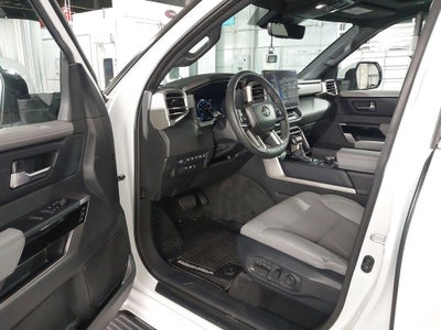 2025 Toyota Sequoia SR5