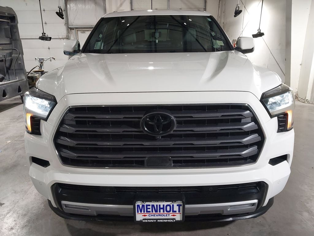2025 Toyota Sequoia SR5