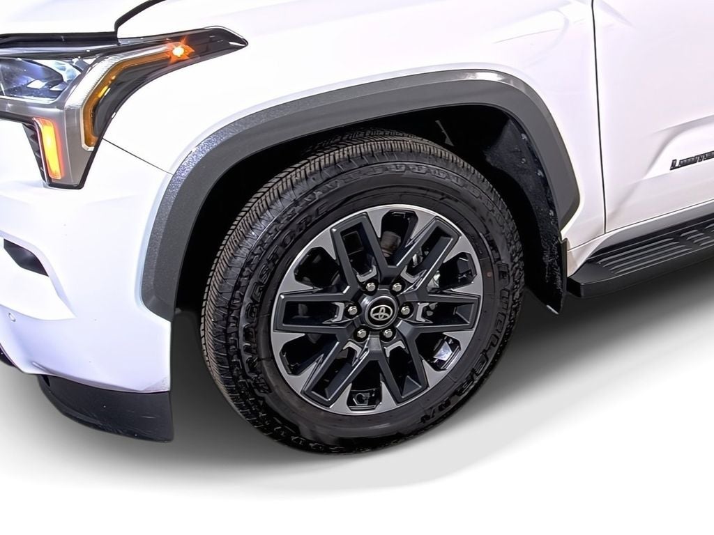 2025 Toyota Sequoia SR5