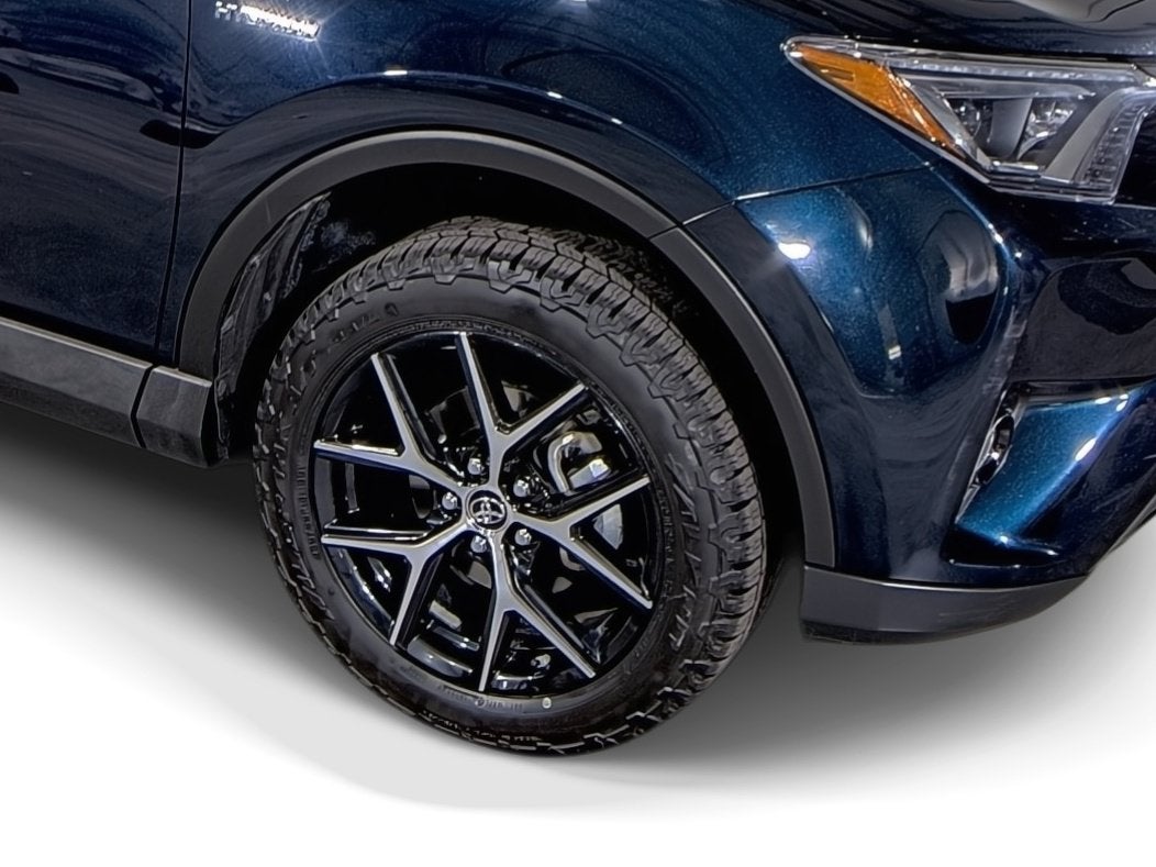 2017 Toyota RAV4 Hybrid SE