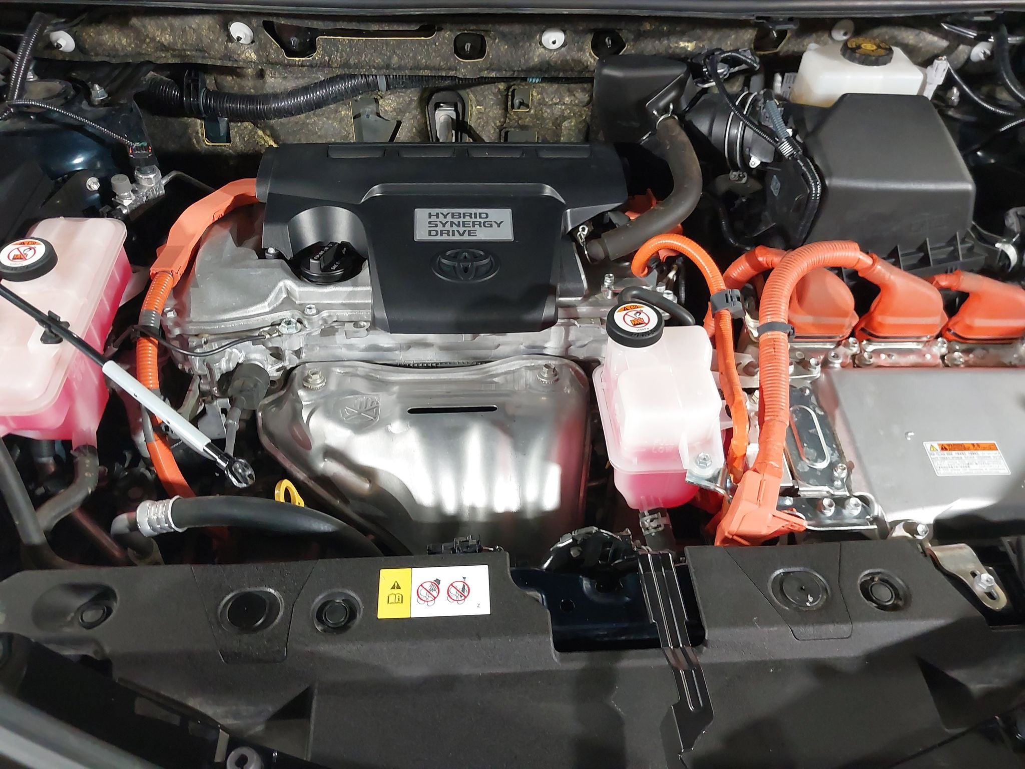 2017 Toyota RAV4 Hybrid SE