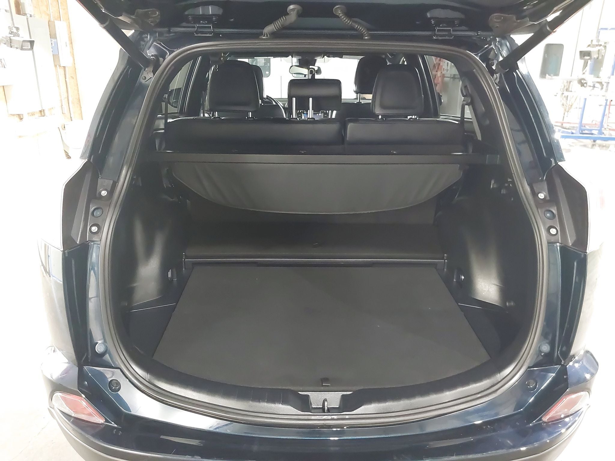 2017 Toyota RAV4 Hybrid SE