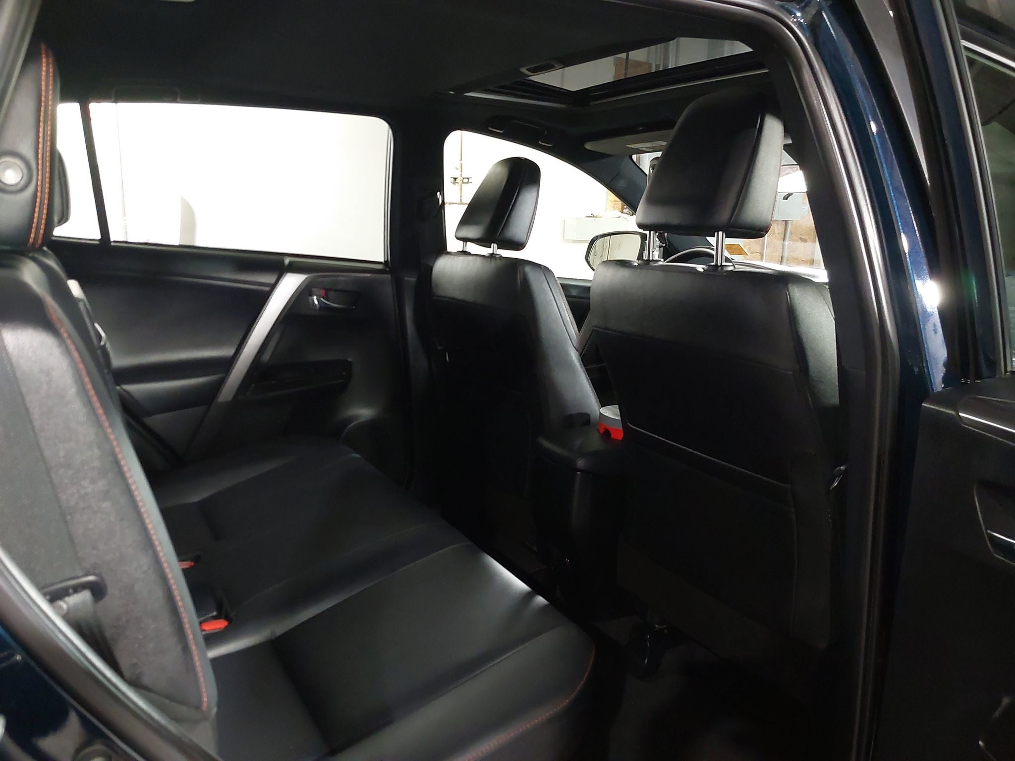 2017 Toyota RAV4 Hybrid SE