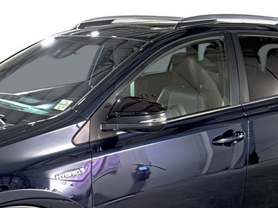 2017 Toyota RAV4 Hybrid SE