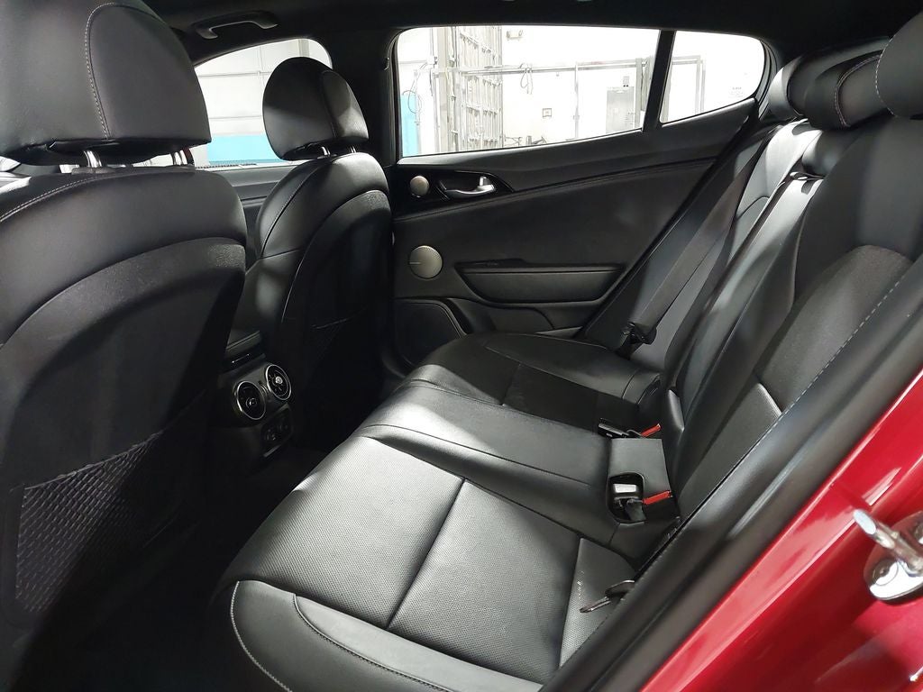 2023 Kia Stinger GT-Line