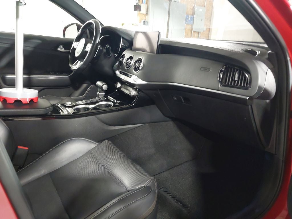2023 Kia Stinger GT-Line