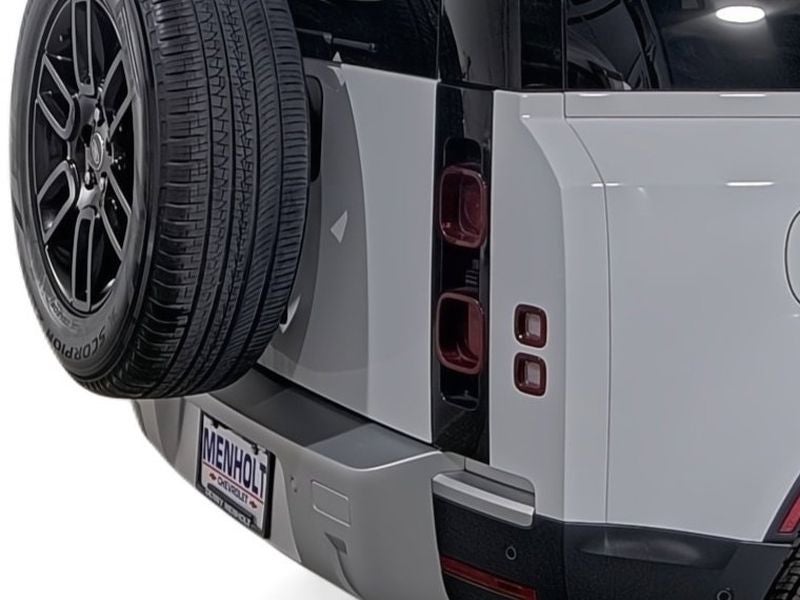 2025 Land Rover Defender S