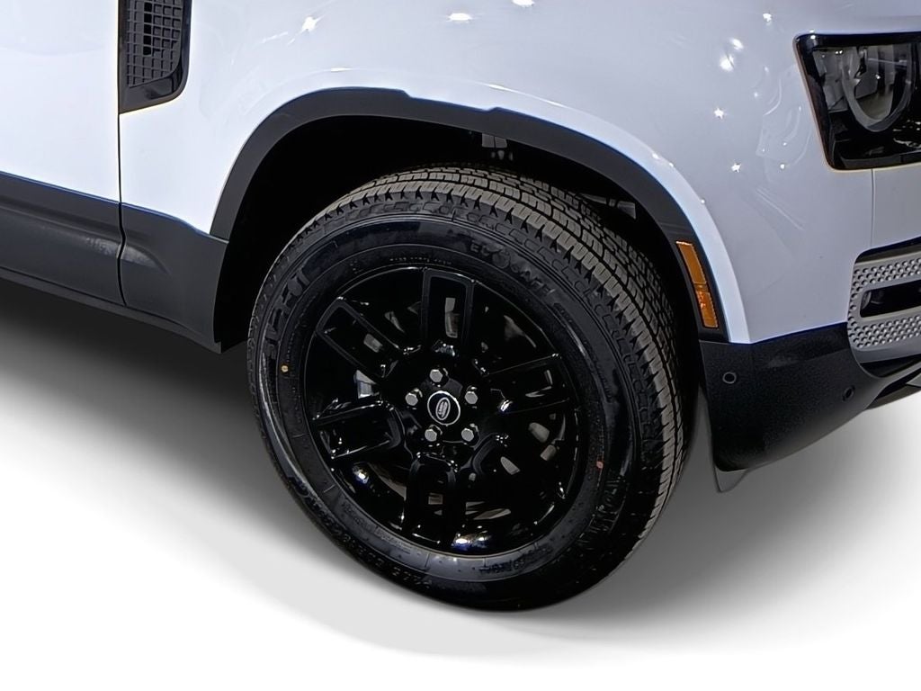 2025 Land Rover Defender S