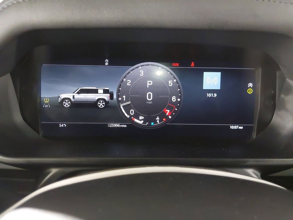 2025 Land Rover Defender S