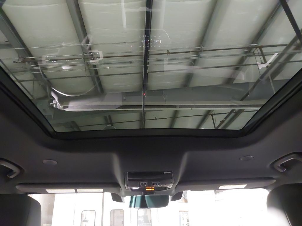 2025 Land Rover Defender S