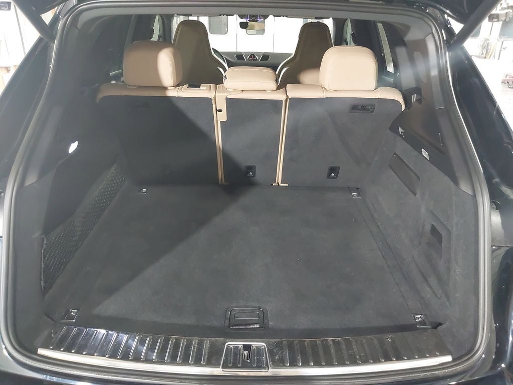 2023 Porsche Cayenne NA