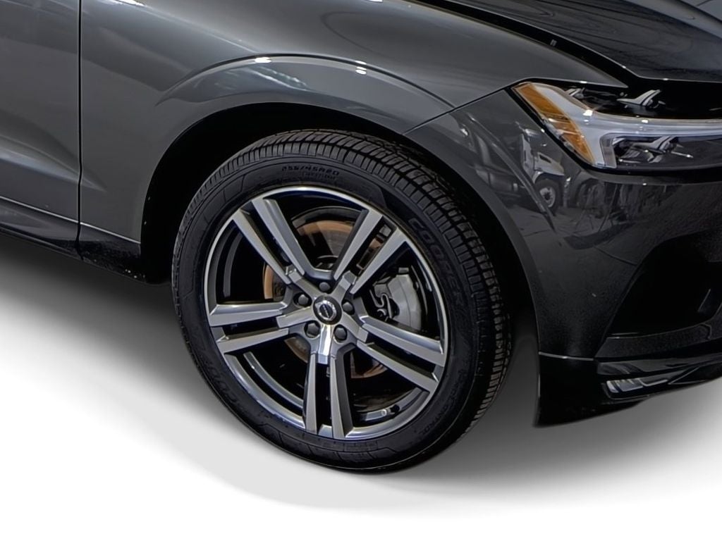 2021 Volvo XC60 Momentum
