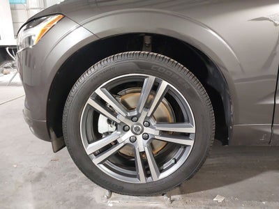 2021 Volvo XC60 Momentum