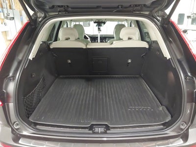 2021 Volvo XC60 Momentum