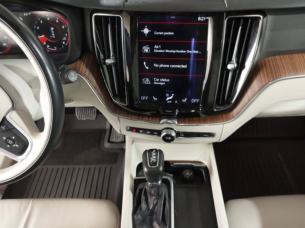 2021 Volvo XC60 Momentum