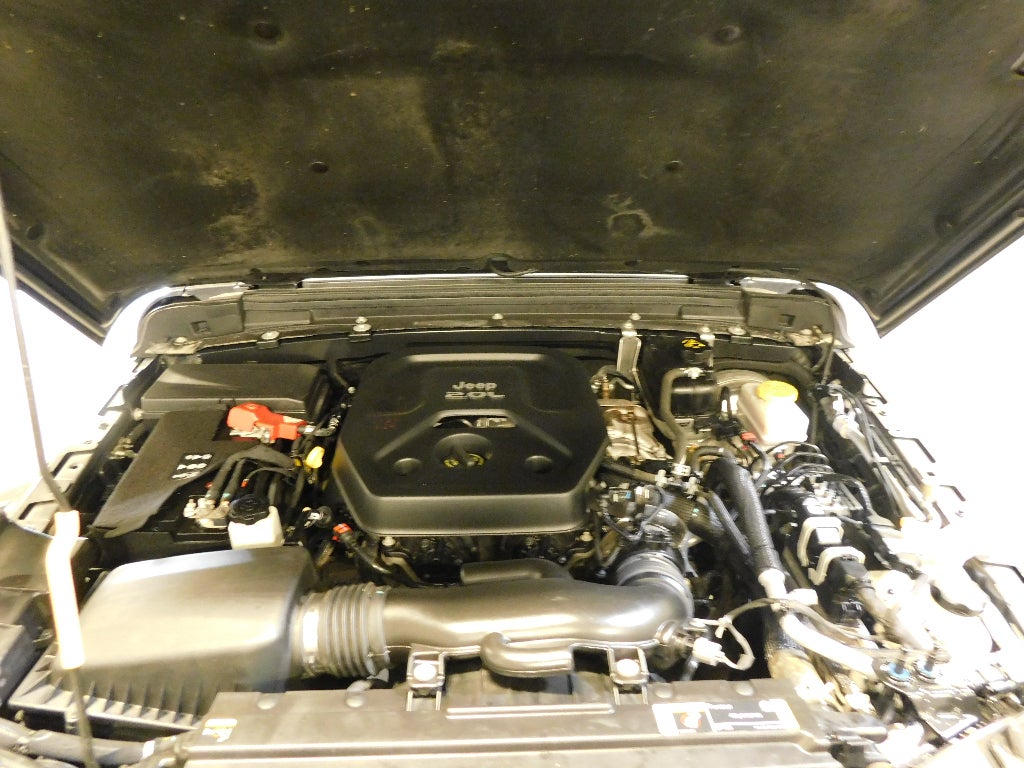 2021 Jeep Wrangler Unlimited Sahara CERTIFIED 4X4