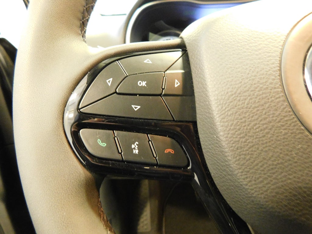 2023 Jeep Cherokee Altitude Lux CERTIFIED AWD