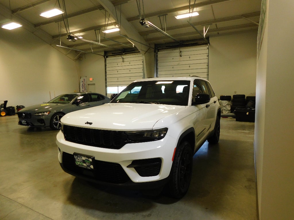 2025 Jeep Grand Cherokee Altitude X CERTIFIED 4X4