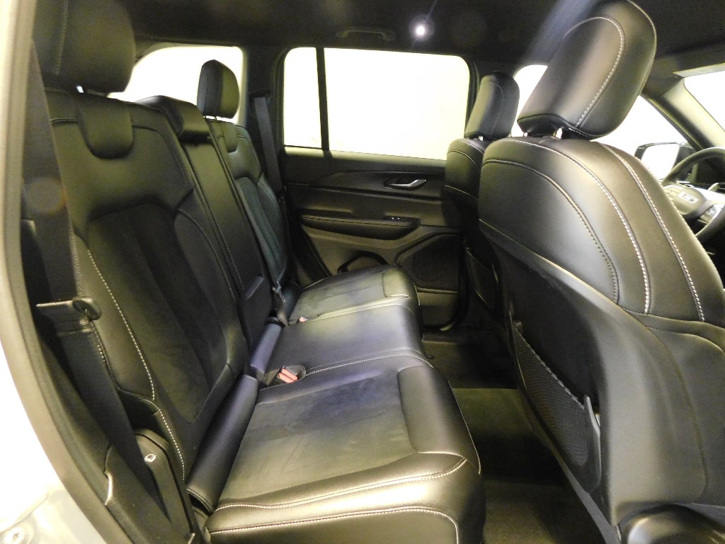 2025 Jeep Grand Cherokee Altitude 4X4