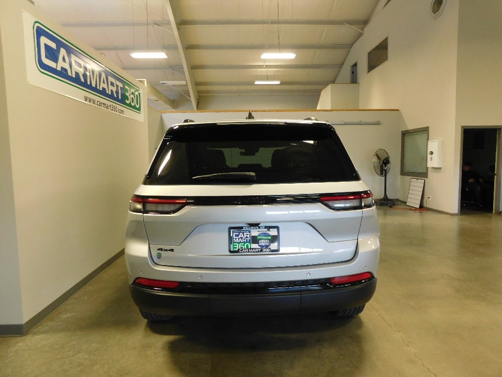 2025 Jeep Grand Cherokee Altitude 4X4