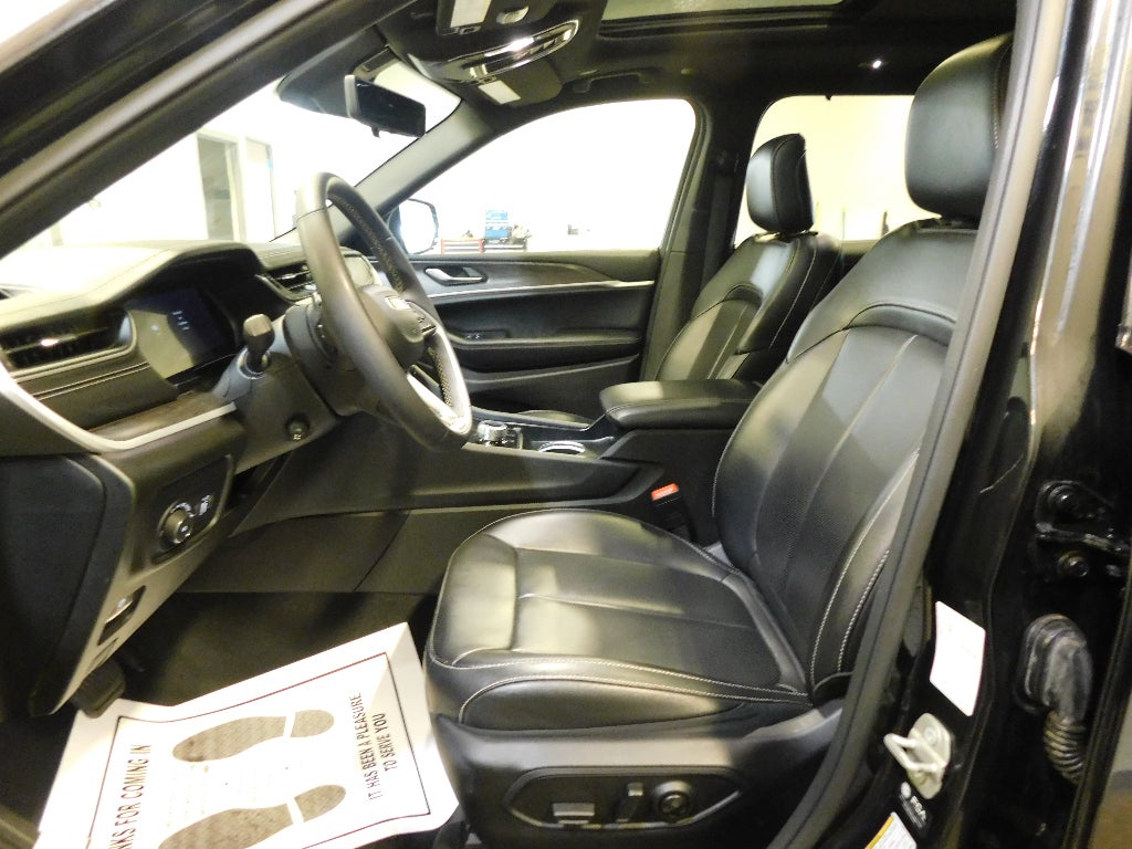 2024 Jeep Grand Cherokee L Limited AWD