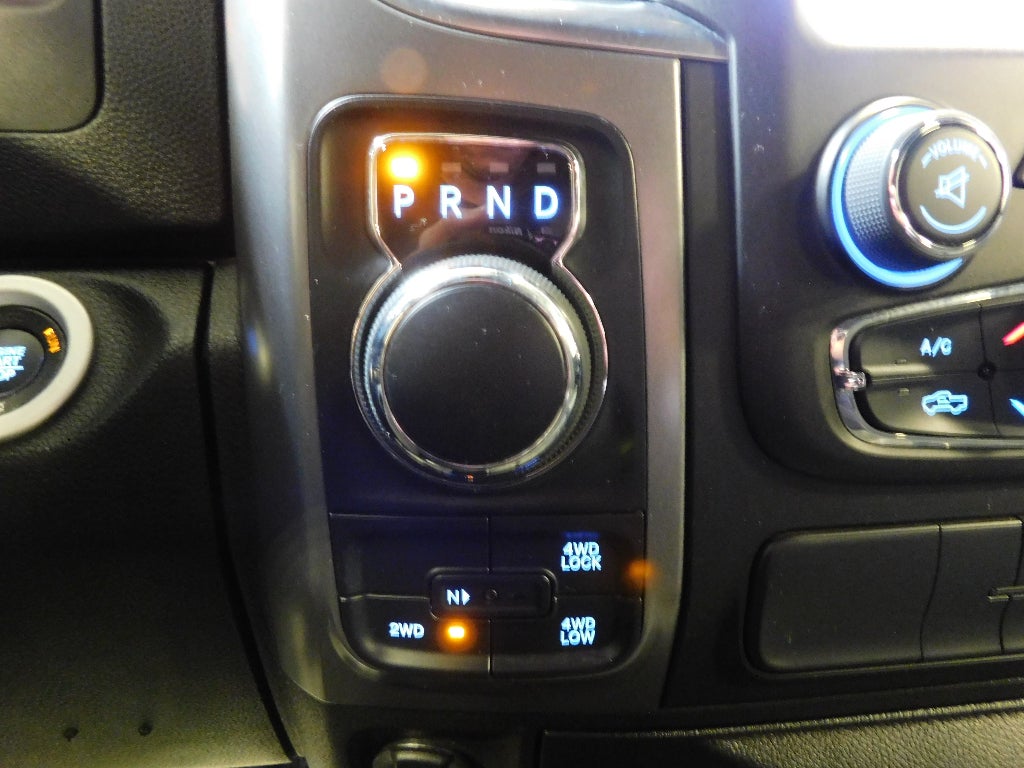 2022 RAM 1500 Classic Warlock CERTFIED 4X4