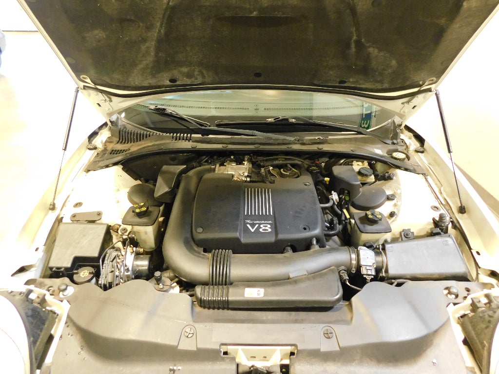 2002 Ford Thunderbird BASE RWD