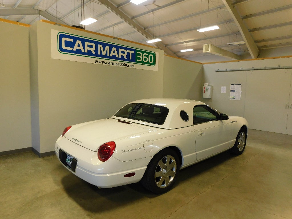 2002 Ford Thunderbird BASE RWD