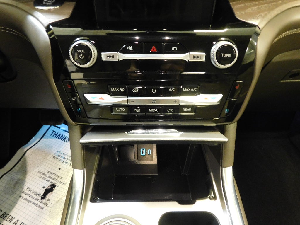 2021 Ford Explorer Platinum AWD