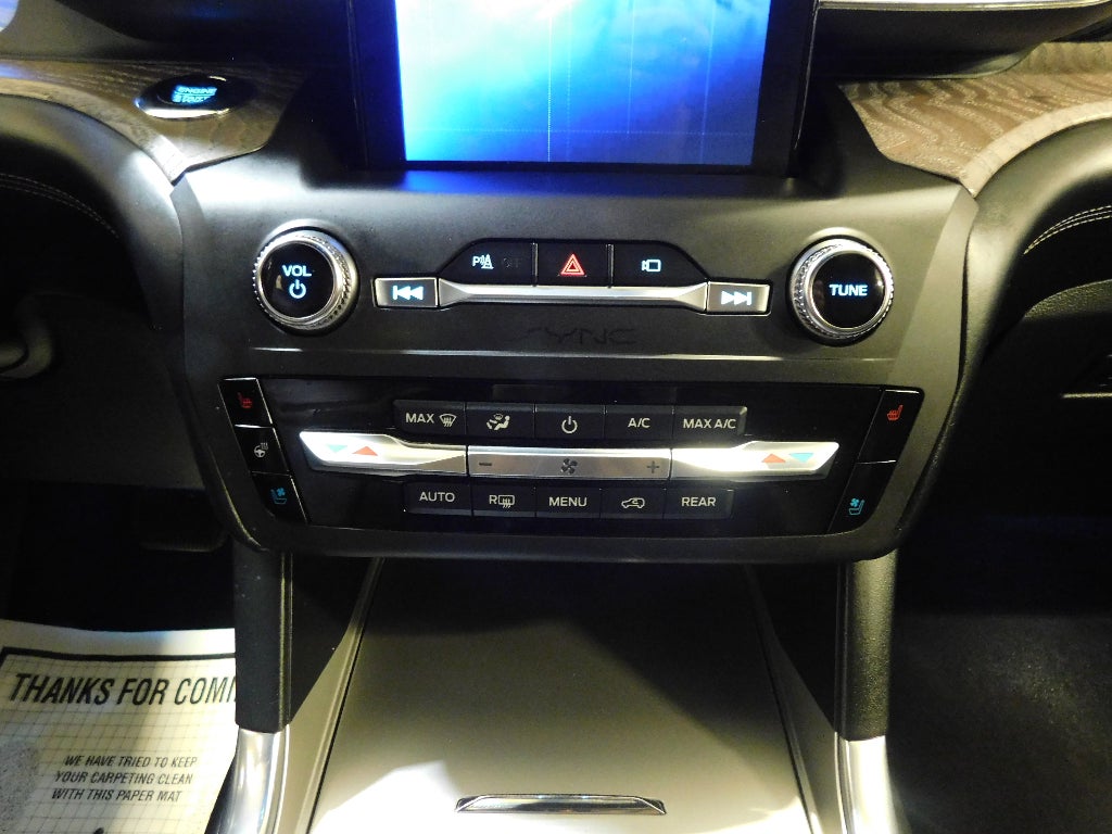 2020 Ford Explorer Platinum