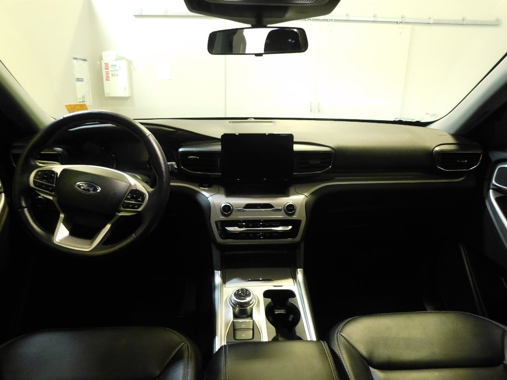 2023 Ford Explorer XLT AWD