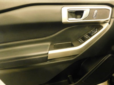 2023 Ford Explorer XLT AWD