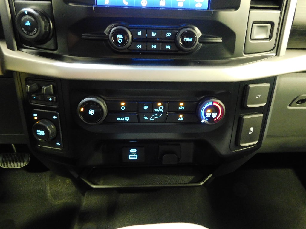 2023 Ford F-150 XLT CERTIFIED 4X4