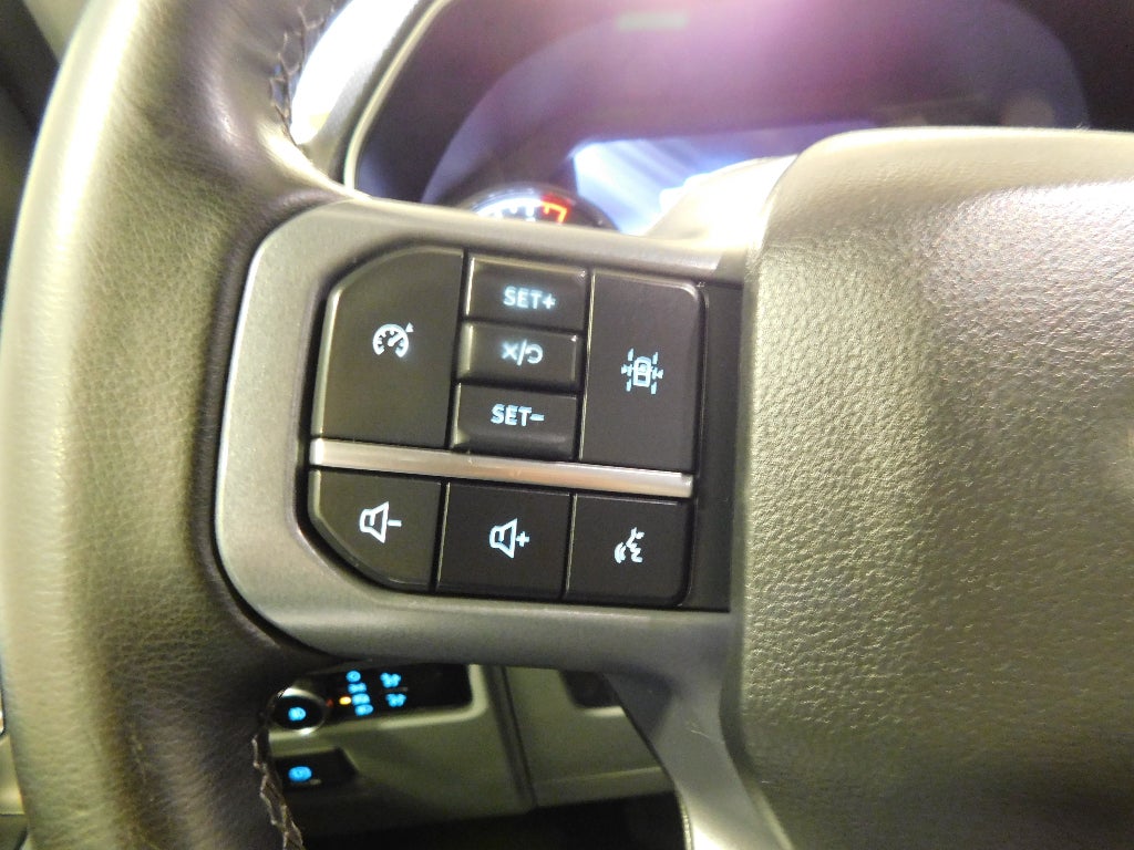 2023 Ford F-150 XLT 4X4