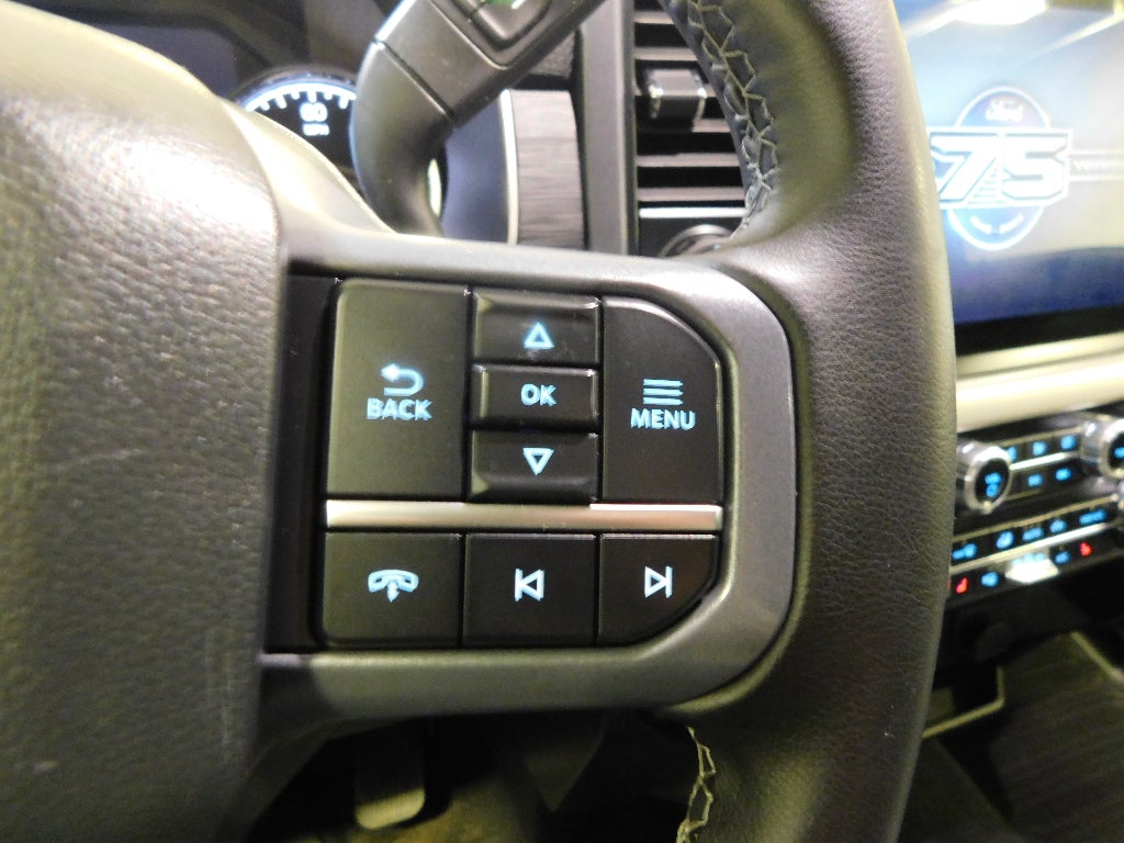 2023 Ford F-150 XLT 4X4