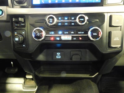 2023 Ford F-150 XLT 4X4