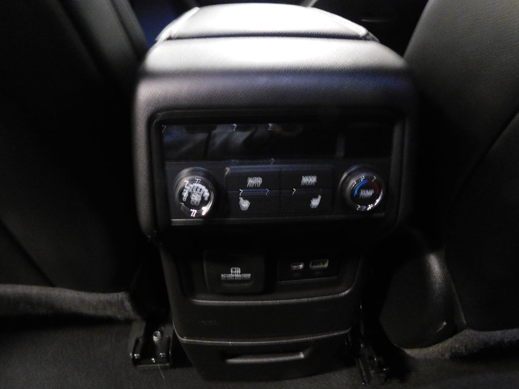 2022 GMC Acadia SLT 4X4 CERTIFIED AWD