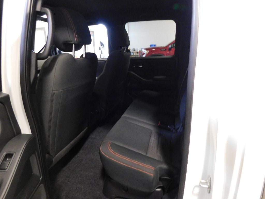 2024 Nissan Frontier PRO-4X CERTIFIED 4X4