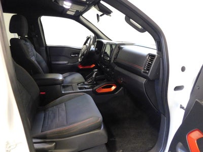 2024 Nissan Frontier PRO-4X CERTIFIED 4X4