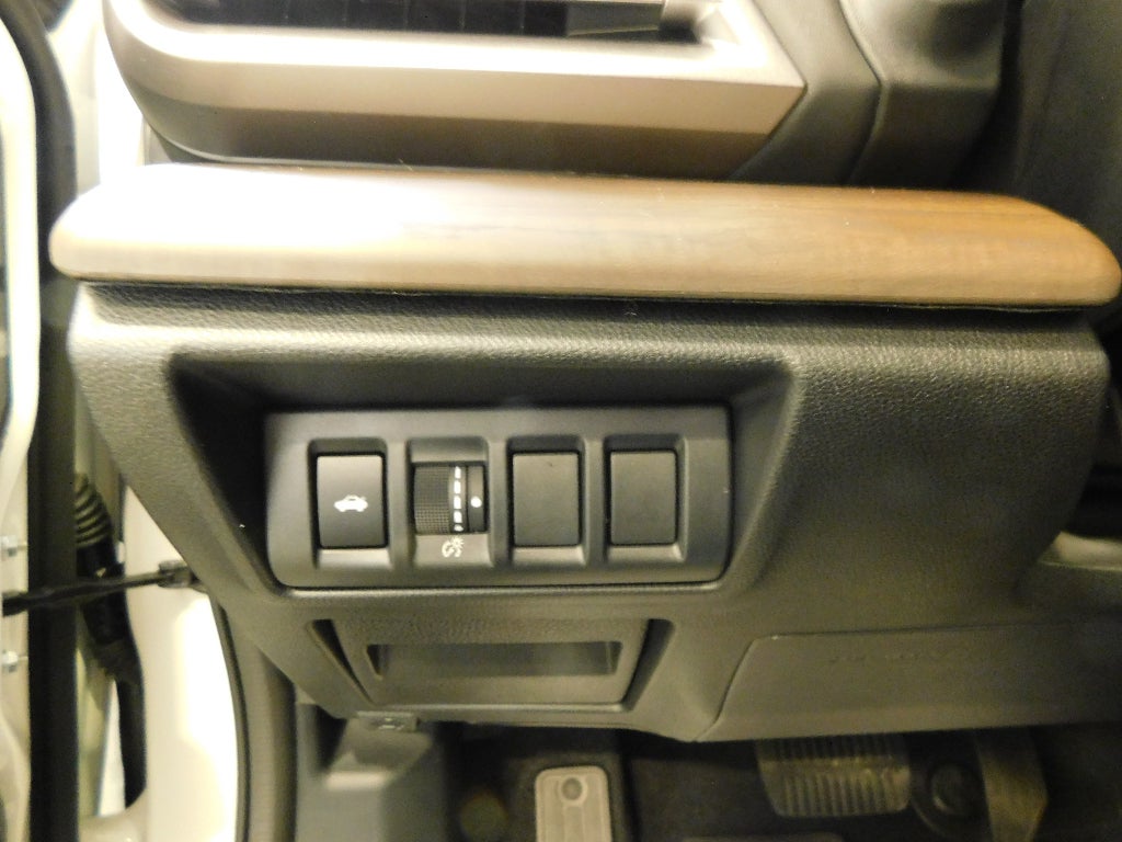 2025 Subaru Legacy Limited AWD