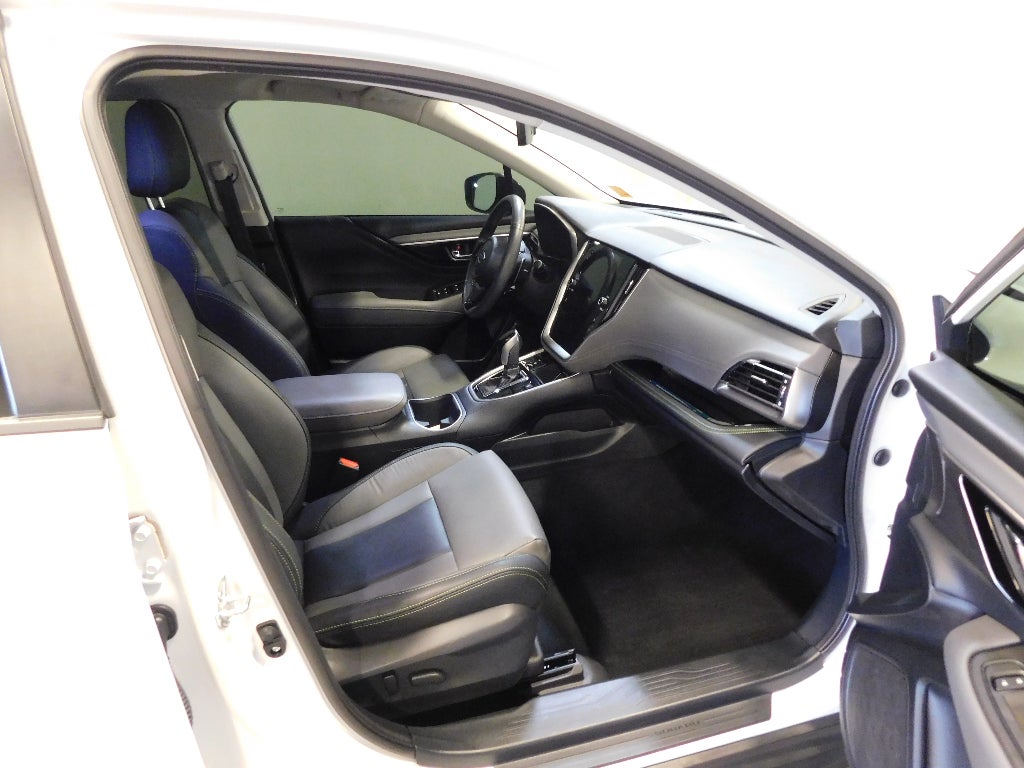 2025 Subaru Outback Onyx Edition XT