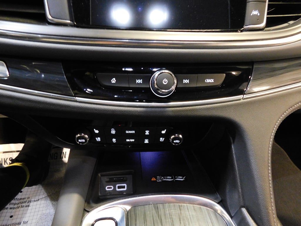 2022 Buick Enclave Premium