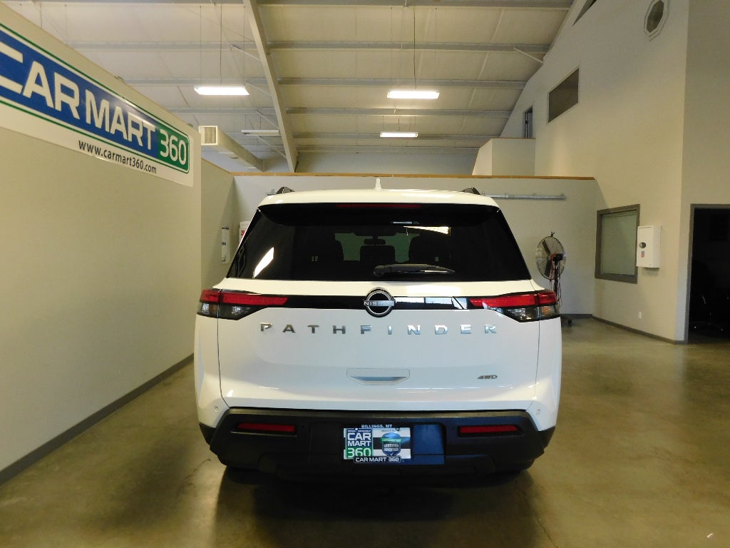 2025 Nissan Pathfinder SV AWD